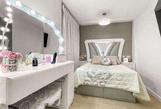 Resale - Apartment / flat - Torrevieja