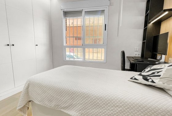 Resale - Apartment / flat - Torrevieja