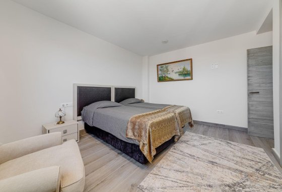 Reventa - Villa - Torrevieja - Los Balcones