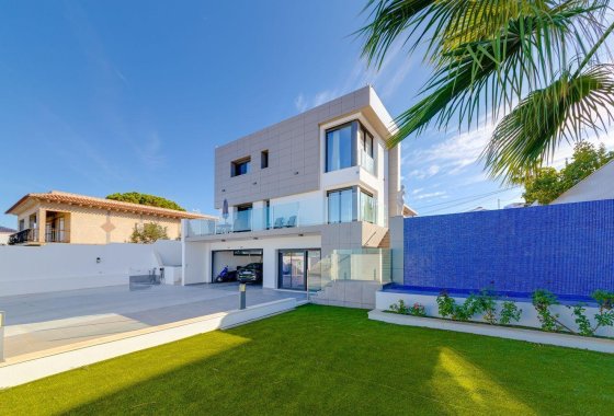 Reventa - Villa - Torrevieja - Los Balcones