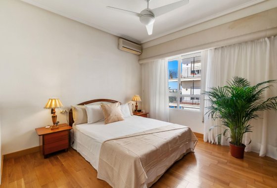 Reventa - Apartamento / piso - Torrevieja - CLUB NAUTICO TORREVIEJA