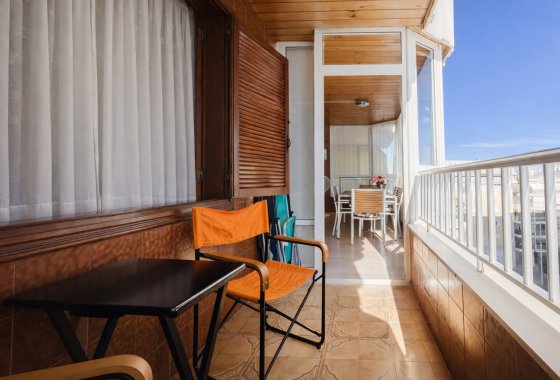 Resale - Apartment / flat - Torrevieja - Playa del Acequión