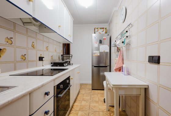 Resale - Apartment / flat - Torrevieja - Playa del Acequión