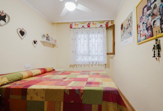 Resale - Apartment / flat - Torrevieja - Playa del Acequión
