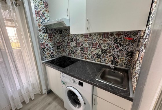 Reventa - Estudio - Torrevieja - Playa de Los Locos-Curva del Palangre