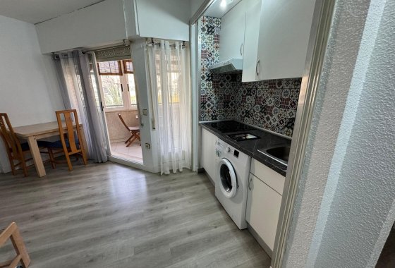 Reventa - Estudio - Torrevieja - Playa de Los Locos-Curva del Palangre