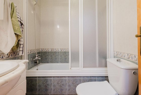 Reventa - Apartamento / piso - Torrevieja - Playa del Acequión