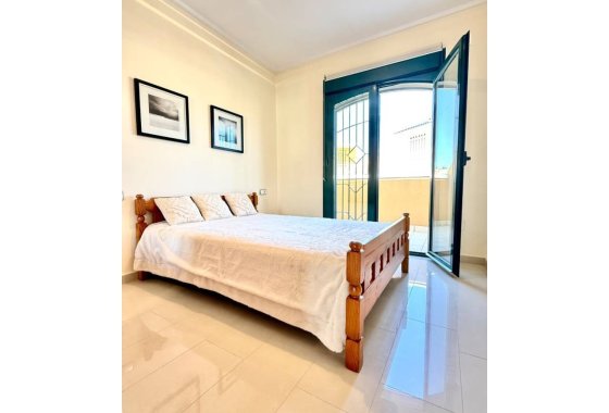 Återförsäljning - Villa - Ciudad Quesada - Doña Pepa