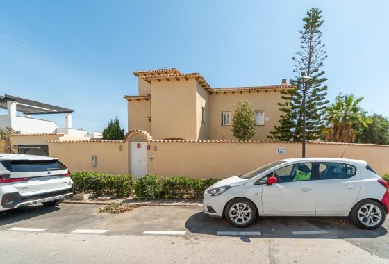 Reventa - Villa - Torrevieja - La Mata