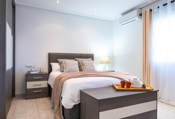 Reventa - Villa - Orihuela Costa - Playa Flamenca