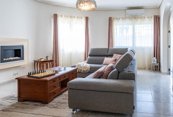 Reventa - Villa - Orihuela Costa - Playa Flamenca