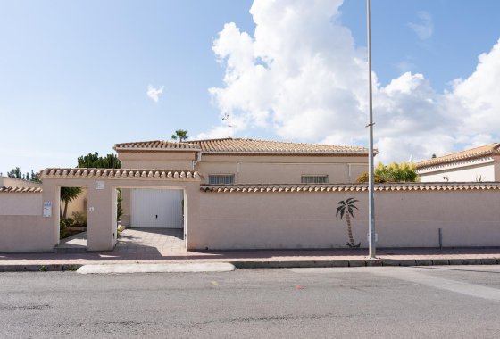 Reventa - Villa - Orihuela Costa - Playa Flamenca