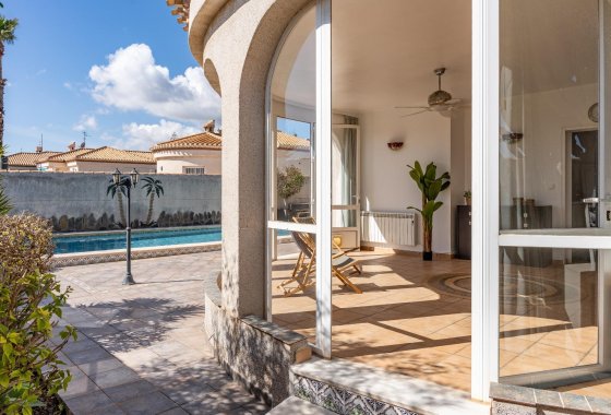 Reventa - Villa - Orihuela Costa - Playa Flamenca