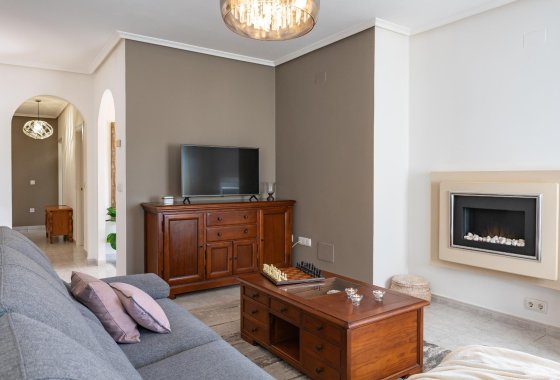 Reventa - Villa - Orihuela Costa - Playa Flamenca