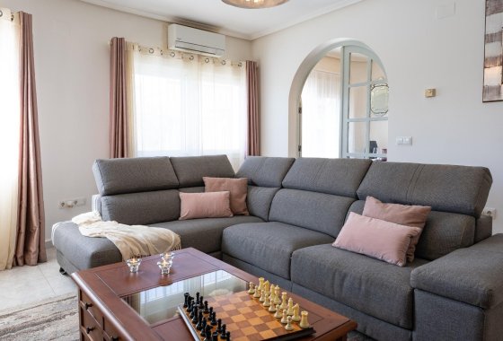 Reventa - Villa - Orihuela Costa - Playa Flamenca