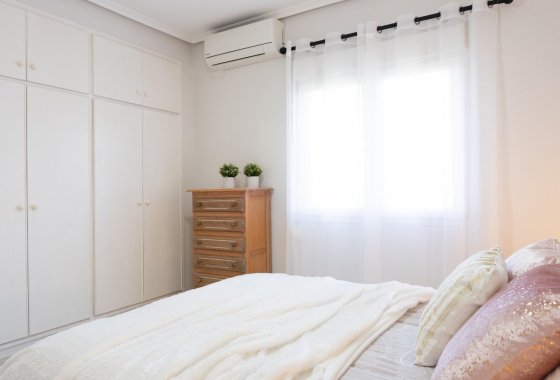 Reventa - Villa - Orihuela Costa - Playa Flamenca