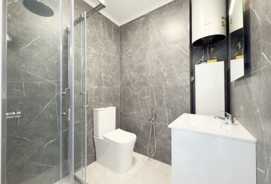 Reventa - Apartamento / piso - Torrevieja - Playa del Acequión