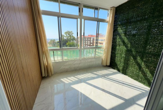 Reventa - Apartamento / piso - Torrevieja - Playa del Acequión