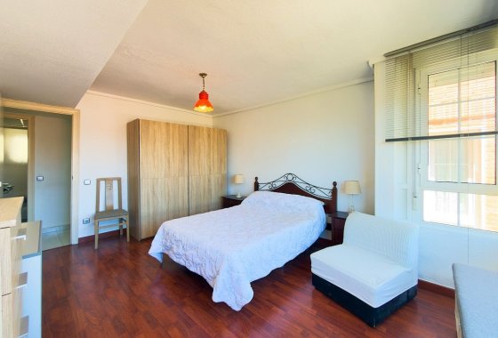 Reventa - Apartamento / piso - Torrevieja - Centro