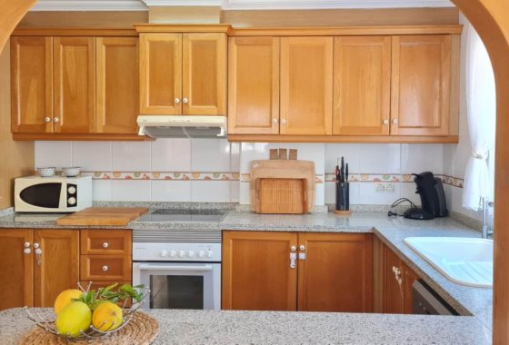 Reventa - Villa - Villamartín