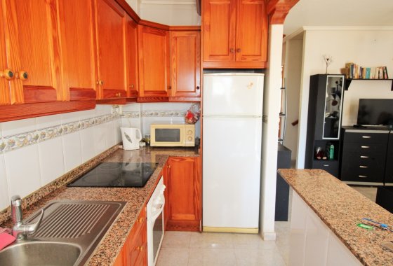 Resale - Townhouse - Villamartín