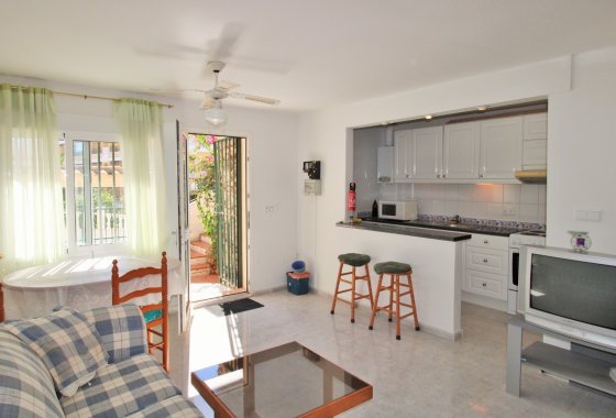 Resale - Townhouse - Villamartín