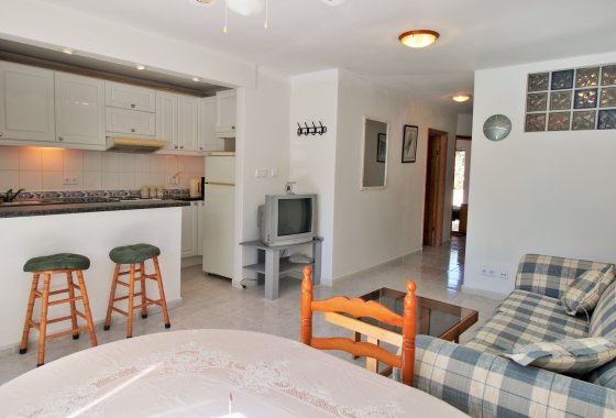 Resale - Townhouse - Villamartín