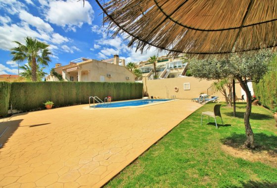 Resale - Townhouse - Villamartín