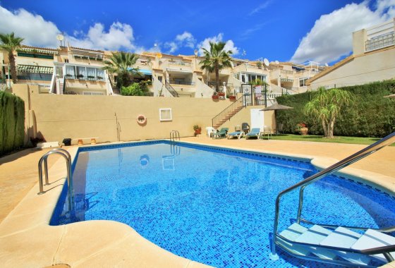 Resale - Townhouse - Villamartín