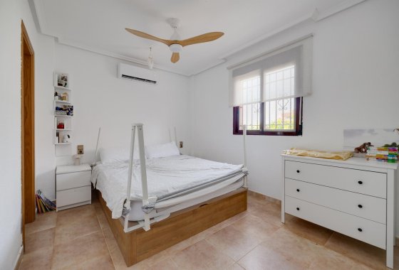 Reventa - Villa - San Fulgencio - LA MARINA
