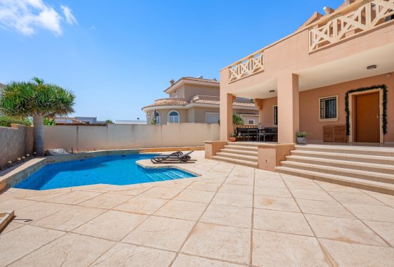 Resale - Villa - Ciudad Quesada