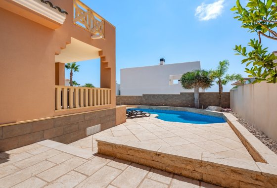 Resale - Villa - Ciudad Quesada