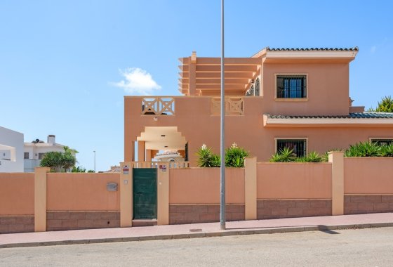 Resale - Villa - Ciudad Quesada