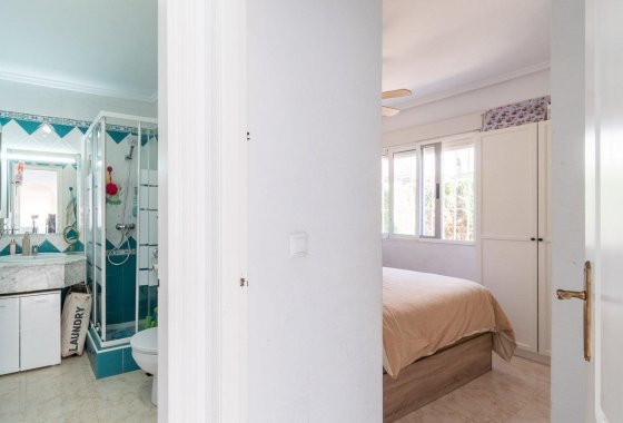 Reventa - Villa - Orihuela Costa - Punta Prima