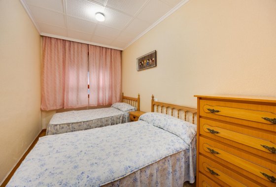Reventa - Apartamento / piso - Torrevieja - Playa del Acequión