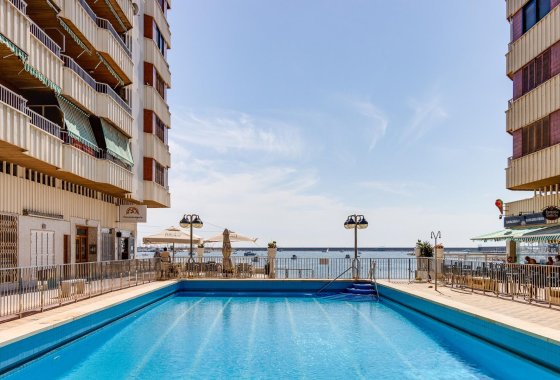 Reventa - Apartamento / piso - Torrevieja - Playa del Acequión