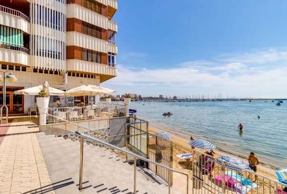 Reventa - Apartamento / piso - Torrevieja - Playa del Acequión