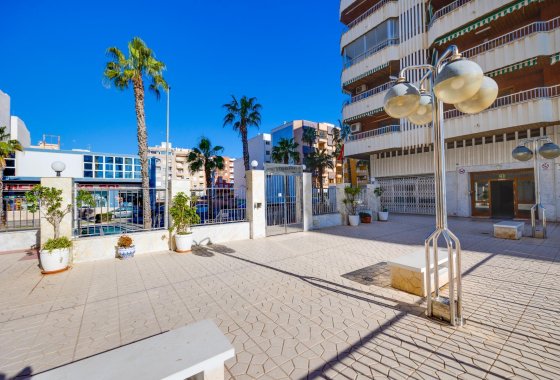 Reventa - Apartamento / piso - Torrevieja - Playa del Acequión