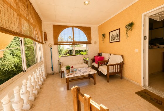 Resale - Villa - Torrevieja - La Siesta