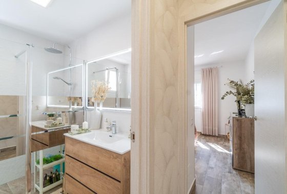 Resale - Villa - San Miguel de Salinas - Las filipinas