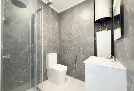 Reventa - Apartamento / piso - Torrevieja - Playa del Acequión