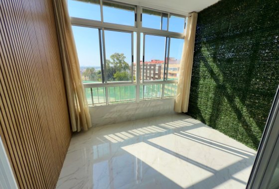 Reventa - Apartamento / piso - Torrevieja - Playa del Acequión