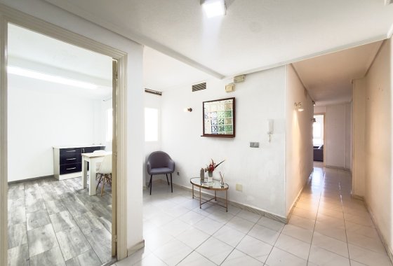 Reventa - Apartamento / piso - Torrevieja - Centro