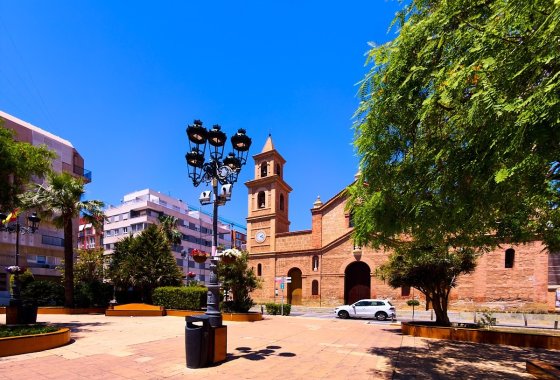 Reventa - Apartamento / piso - Torrevieja - Centro