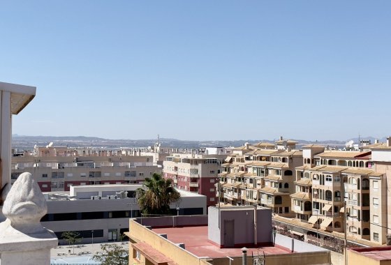 Reventa - Atico - Torrevieja - Centro
