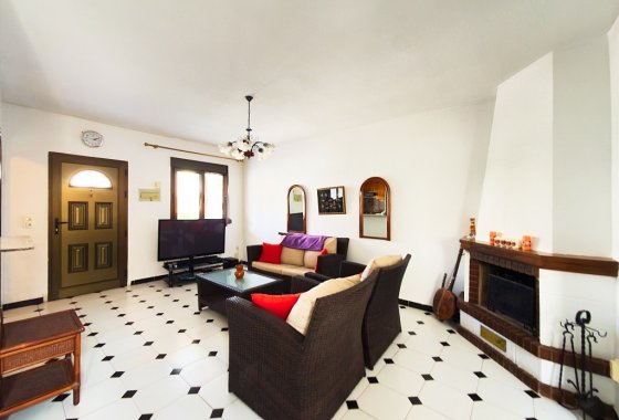 Reventa - Adosado - Torrevieja - Urb. Torrealmendros
