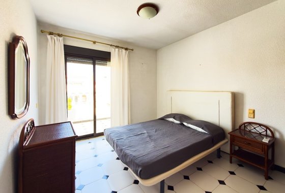 Reventa - Adosado - Torrevieja - Urb. Torrealmendros