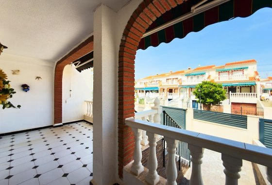Reventa - Adosado - Torrevieja - Urb. Torrealmendros