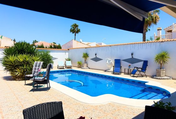 Reventa - Villa - Torrevieja - Urb. El Chaparral