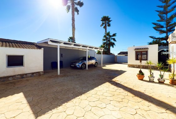 Reventa - Villa - Torrevieja - Urb. El Chaparral